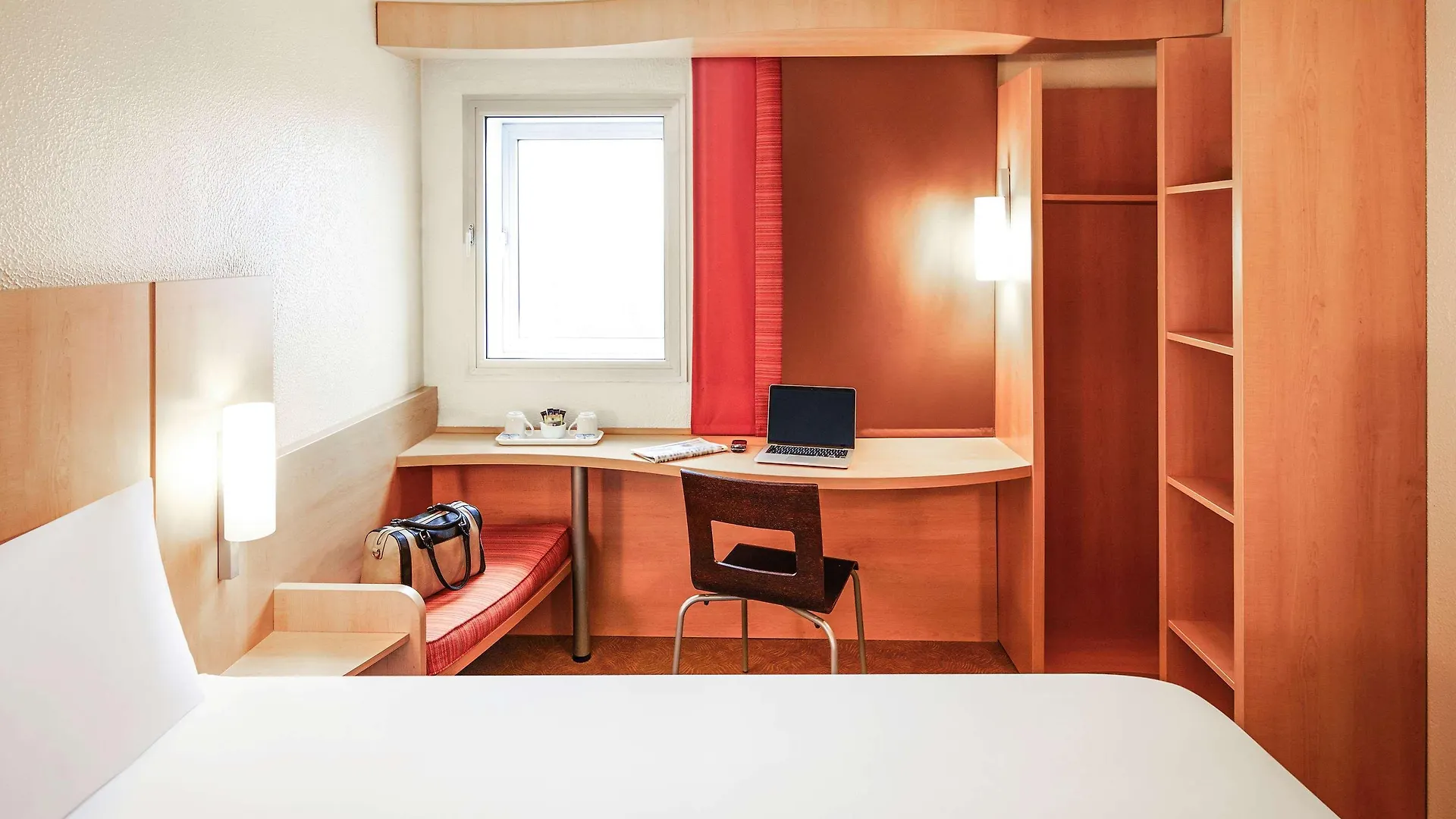 Ibis London Heathrow Airport Hotel Hillingdon